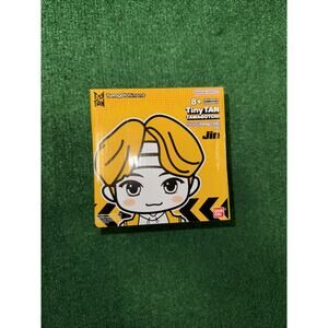 BTS tiny tan Hugmy tamagotchi set JIN Vinyl figure new sealed